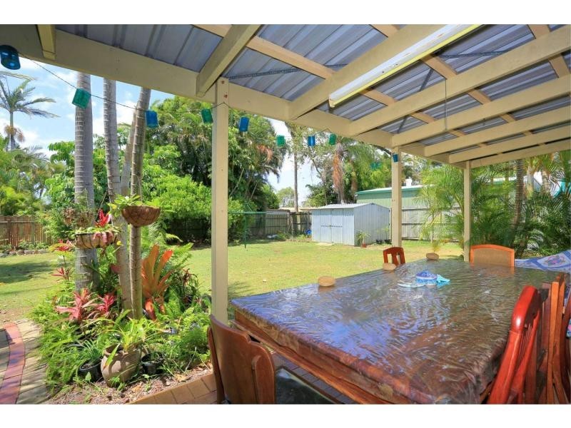 6 Leddy Crescent, Bargara QLD 4670