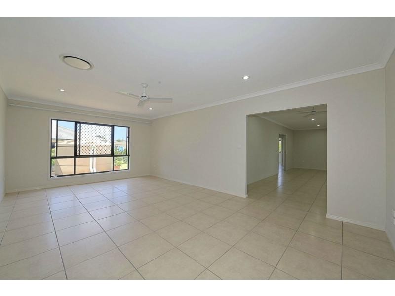 22 Francis Place, Innes Park QLD 4670