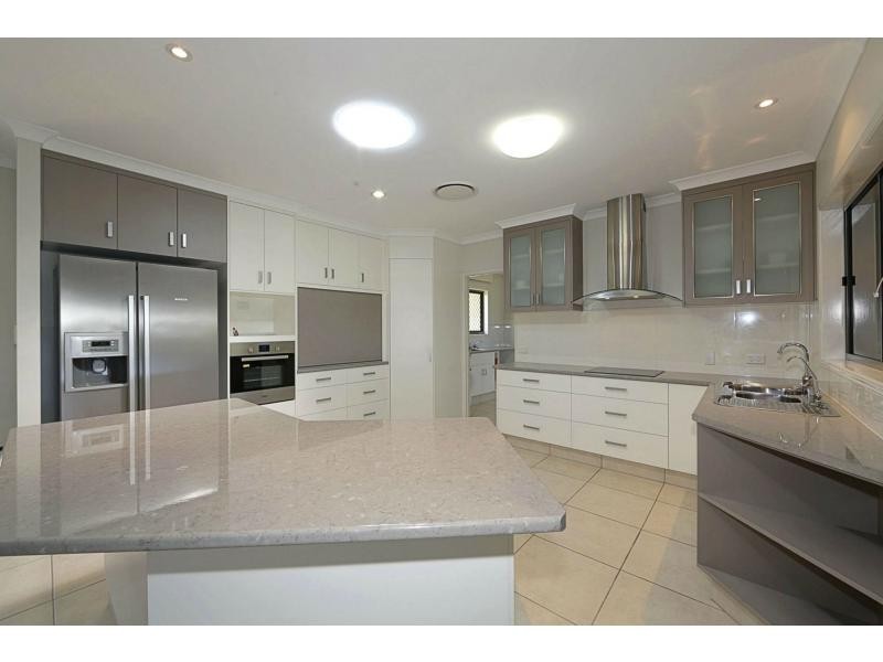 22 Francis Place, Innes Park QLD 4670