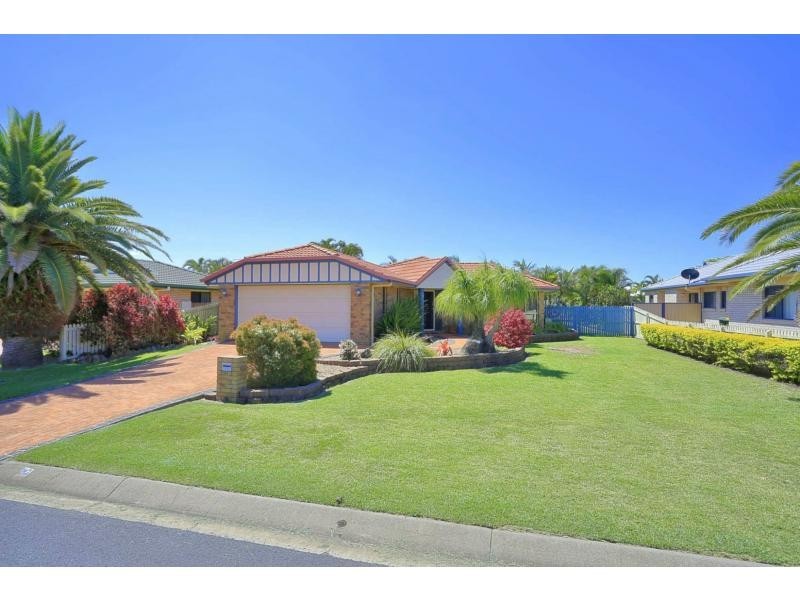 193 Barolin Esplanade, Coral Cove QLD 4670