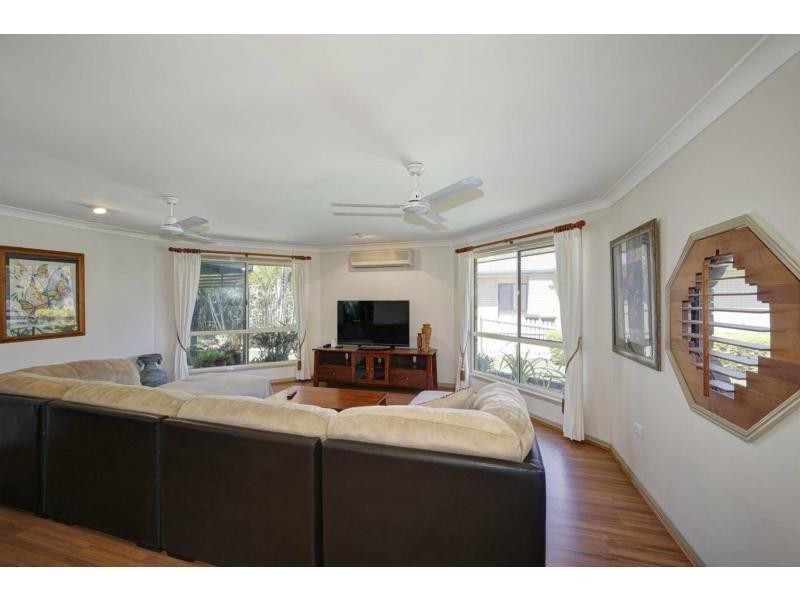 193 Barolin Esplanade, Coral Cove QLD 4670