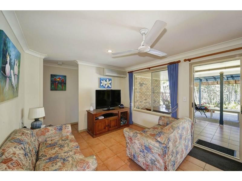 193 Barolin Esplanade, Coral Cove QLD 4670