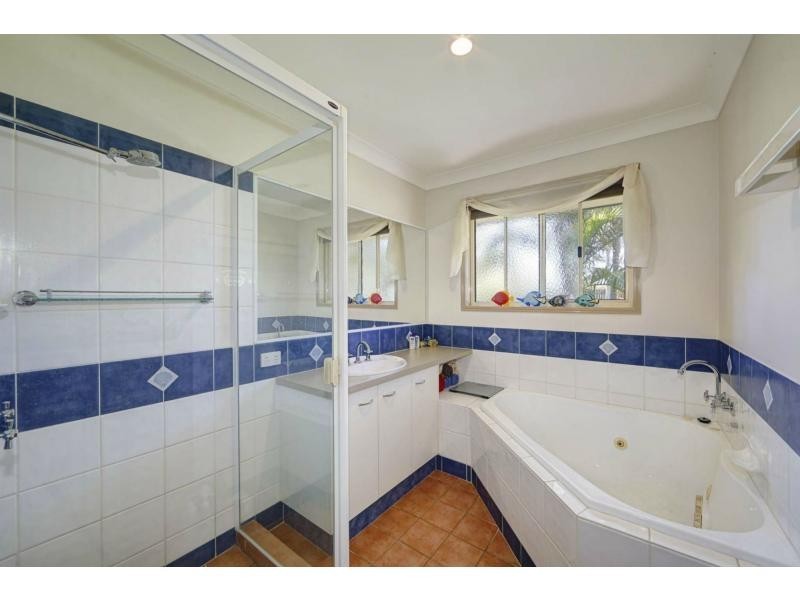 193 Barolin Esplanade, Coral Cove QLD 4670