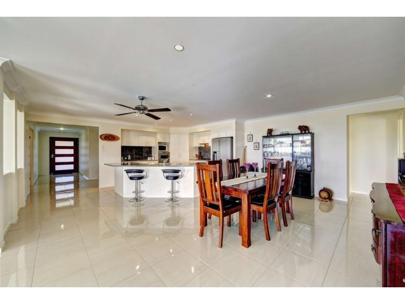 44 Bisdee Street, Coral Cove QLD 4670