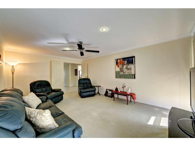 44 Bisdee Street, Coral Cove QLD 4670