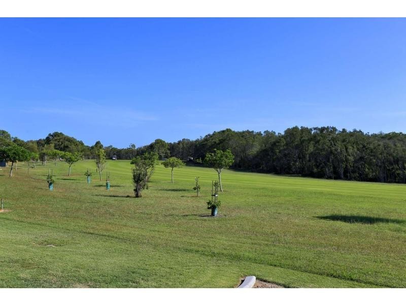 44 Bisdee Street, Coral Cove QLD 4670