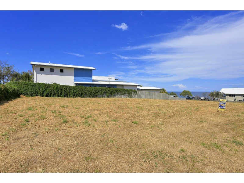132 Barolin Esplanade, Coral Cove QLD 4670