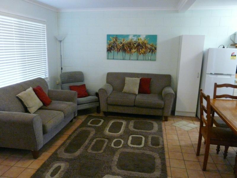 Unit 3/5 Miller Street, Bargara QLD 4670