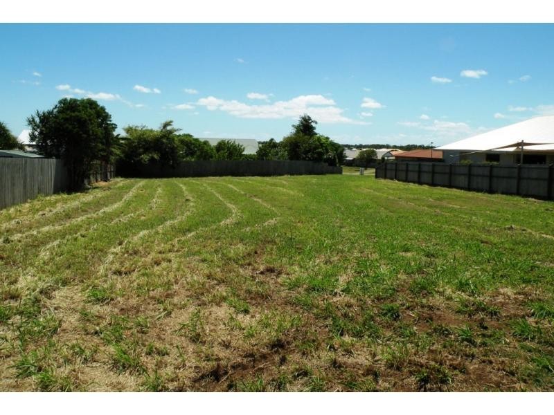 24 Marian Street, Coral Cove QLD 4670