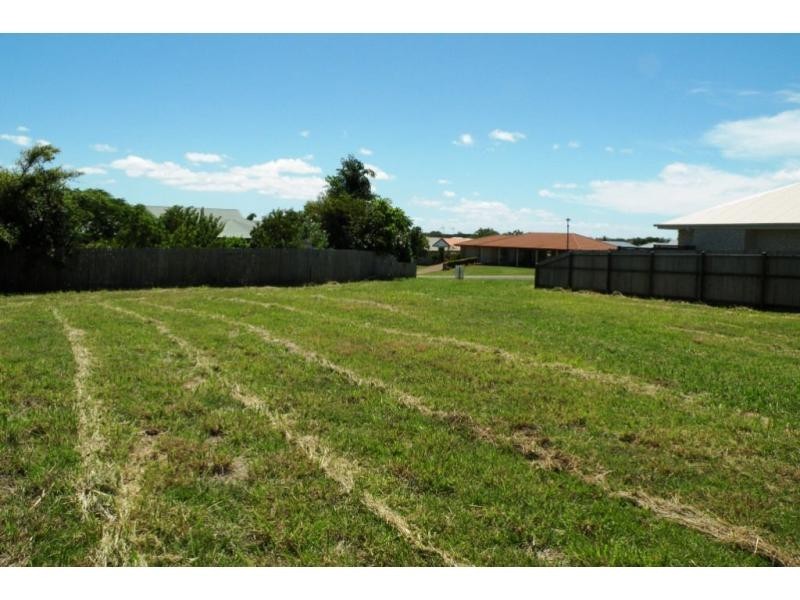 24 Marian Street, Coral Cove QLD 4670