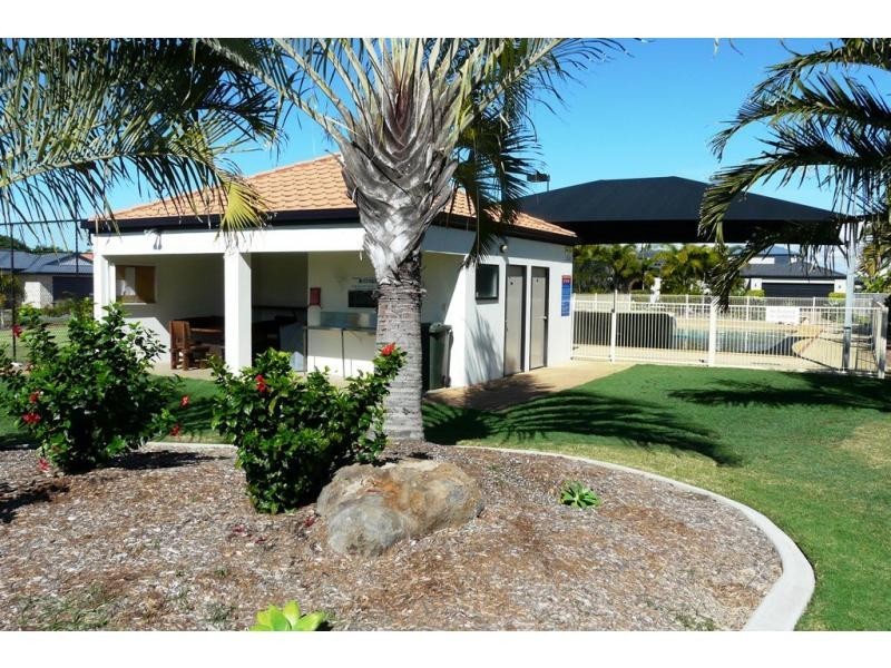 L1 Robert John Circuit, Coral Cove QLD 4670