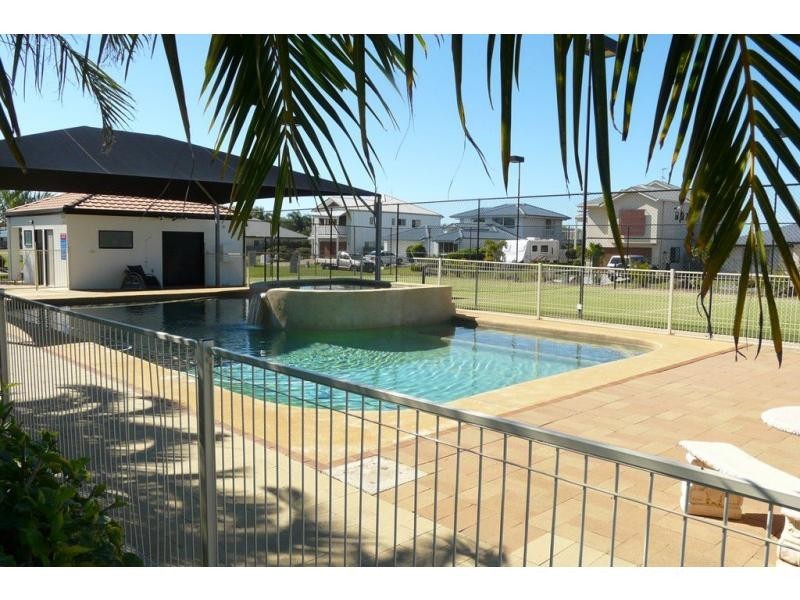L1 Robert John Circuit, Coral Cove QLD 4670