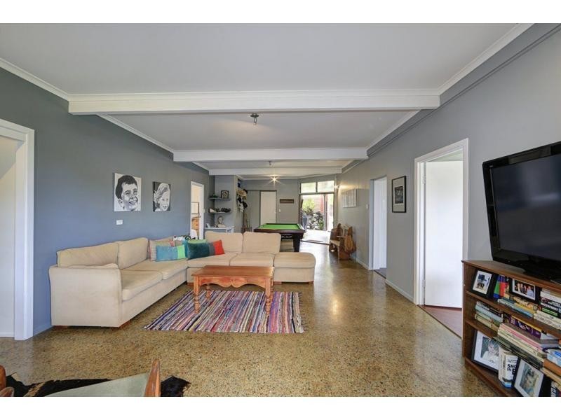 1 Anthonys Rest, Qunaba QLD 4670