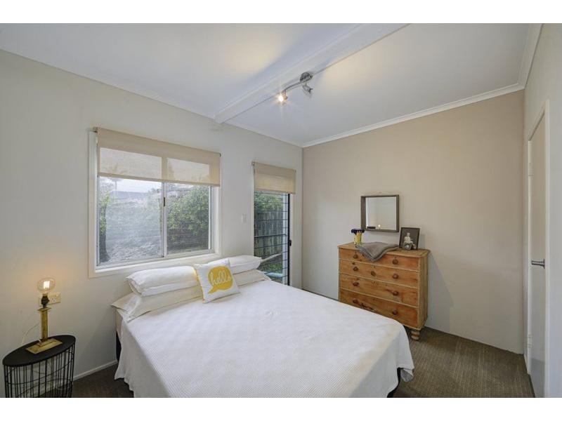 1 Anthonys Rest, Qunaba QLD 4670