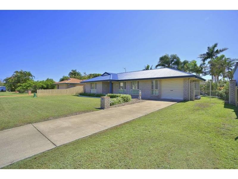 4 Elkington Avenue, Bargara QLD 4670