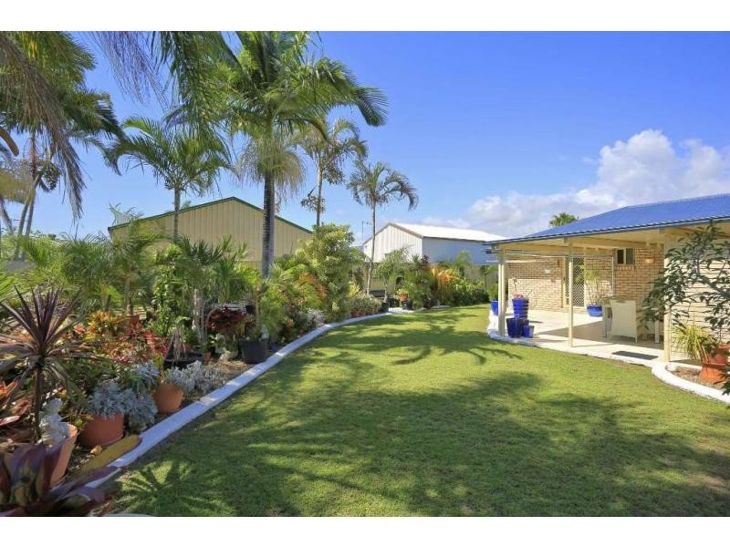 4 Elkington Avenue, Bargara QLD 4670