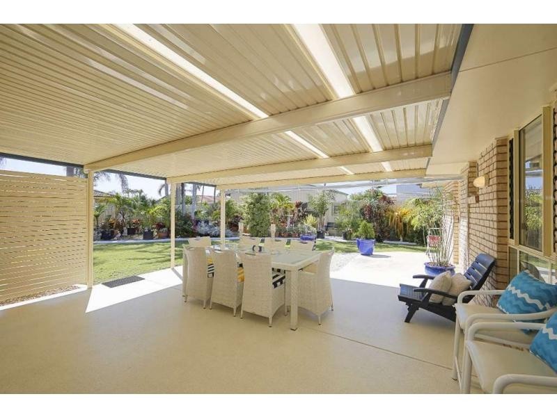 4 Elkington Avenue, Bargara QLD 4670