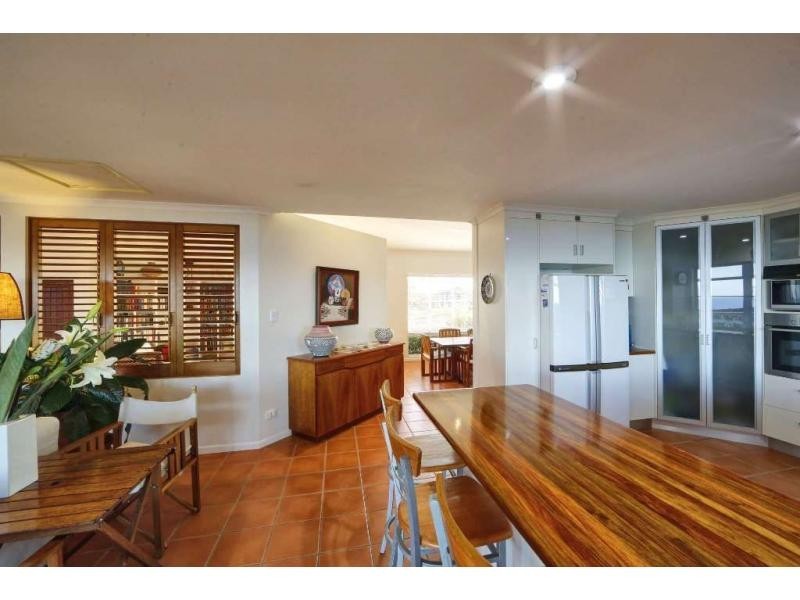 4 Arthur Brown Court, Coral Cove QLD 4670