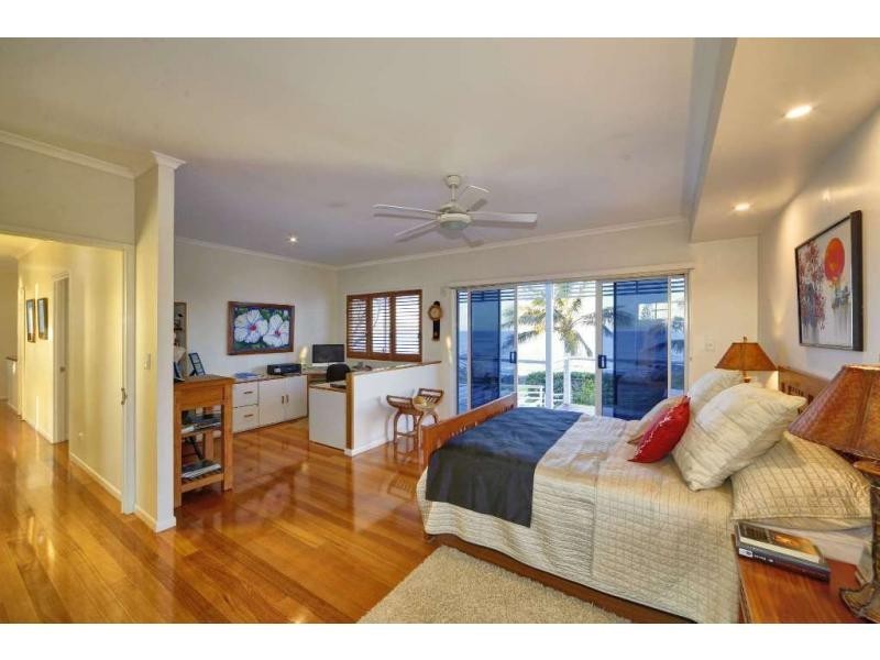 4 Arthur Brown Court, Coral Cove QLD 4670