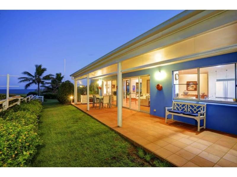 4 Arthur Brown Court, Coral Cove QLD 4670