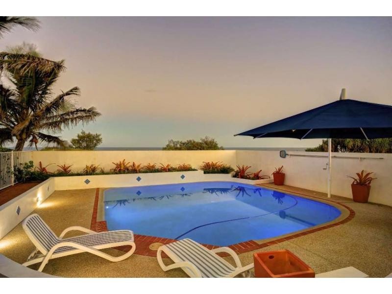 4 Arthur Brown Court, Coral Cove QLD 4670