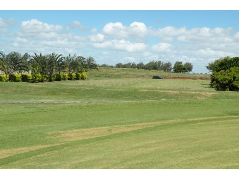 18 Coral Cove Drive, Coral Cove QLD 4670