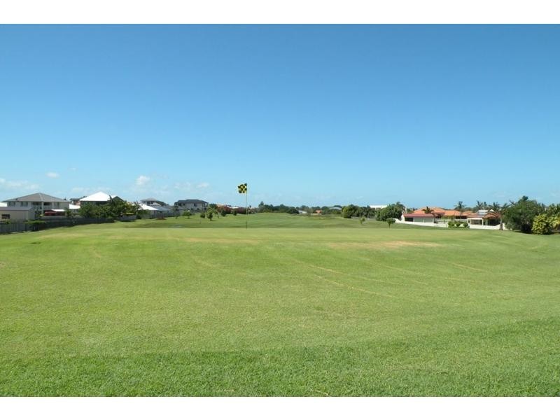 18 Coral Cove Drive, Coral Cove QLD 4670