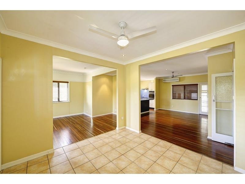 24 Holland Street, Bargara QLD 4670