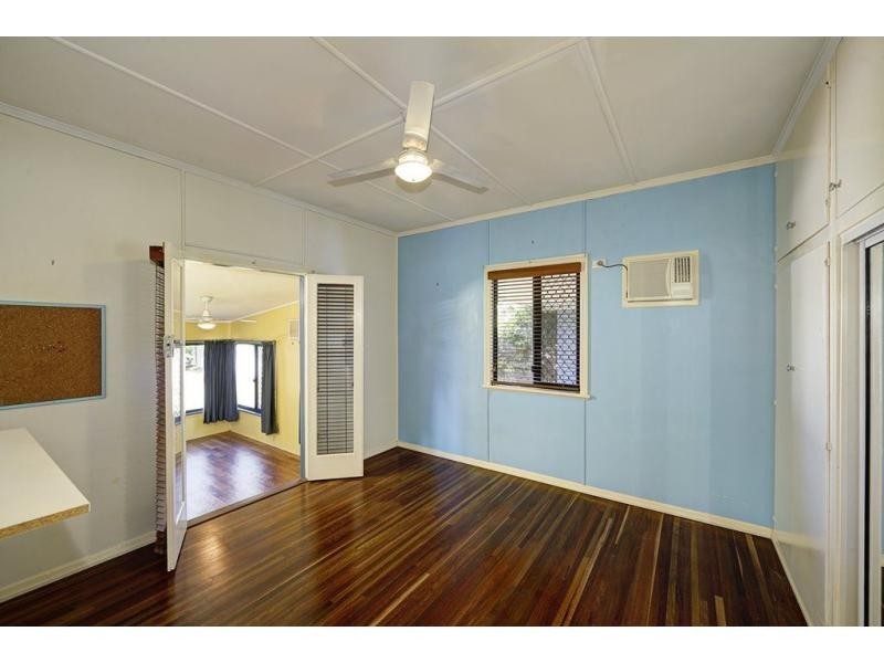 24 Holland Street, Bargara QLD 4670