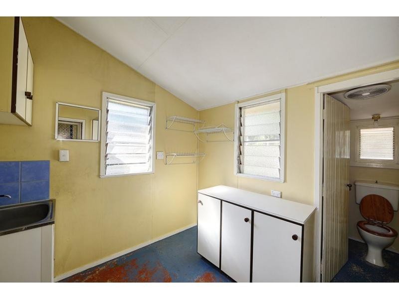 24 Holland Street, Bargara QLD 4670