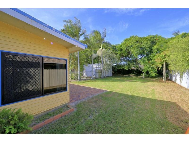 24 Holland Street, Bargara QLD 4670