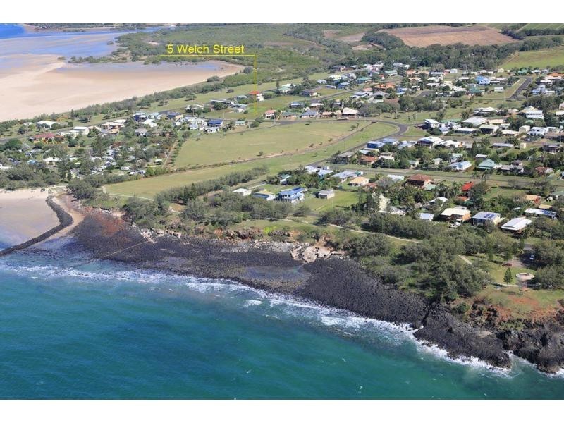 5 Welch Street, Elliott Heads QLD 4670