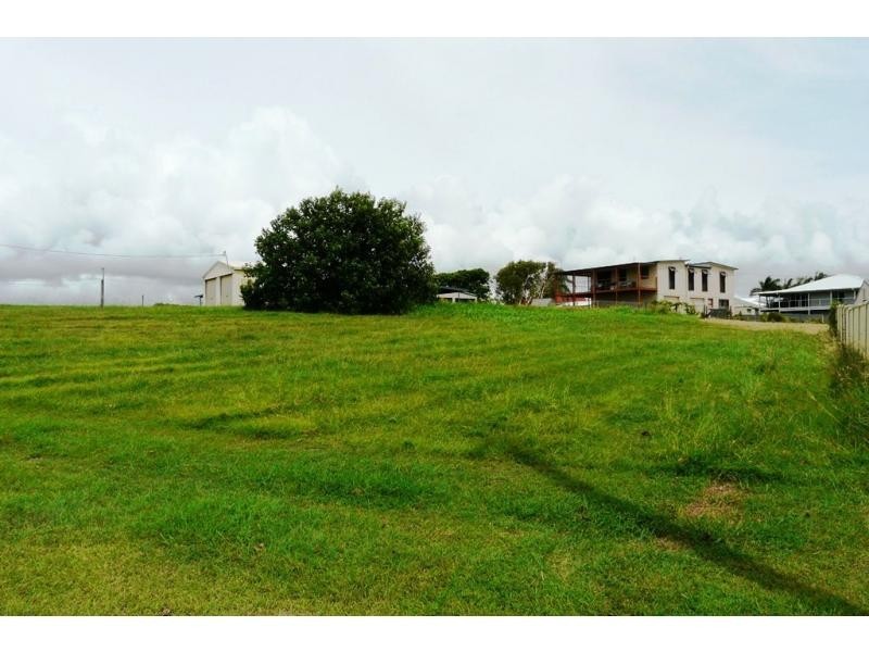 5 Welch Street, Elliott Heads QLD 4670