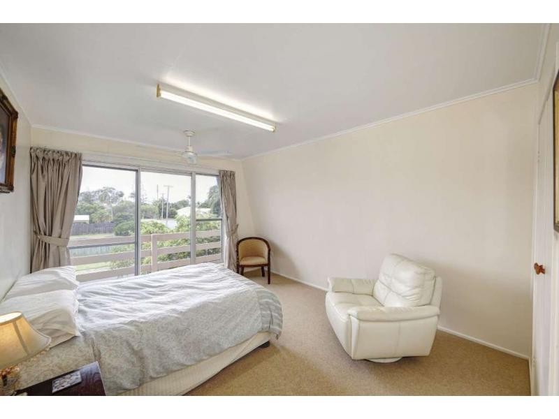 9 Elworthy Street, Bargara QLD 4670