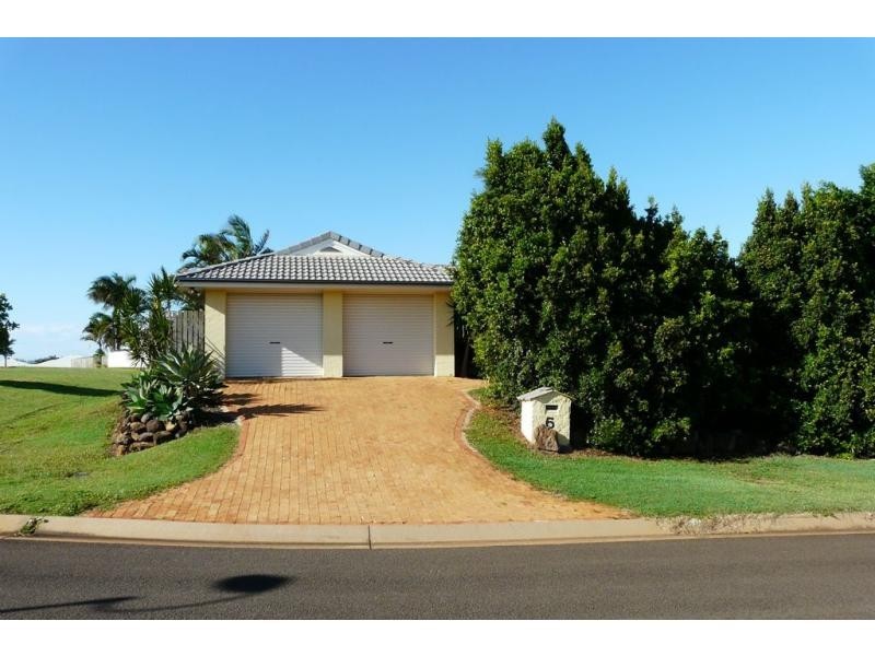 6 Belmonte Drive, Coral Cove QLD 4670