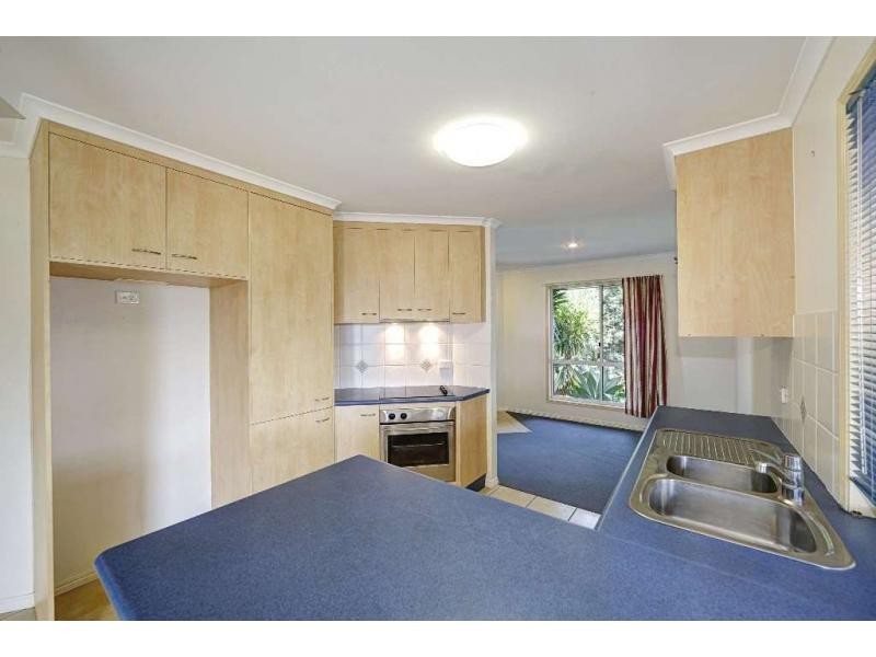 6 Belmonte Drive, Coral Cove QLD 4670