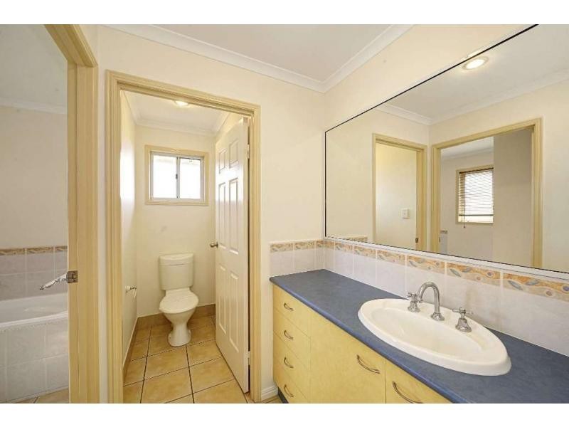 6 Belmonte Drive, Coral Cove QLD 4670