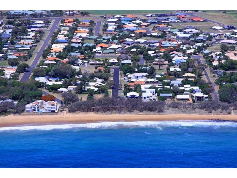 11 Andy Kemp Place, Bargara QLD 4670