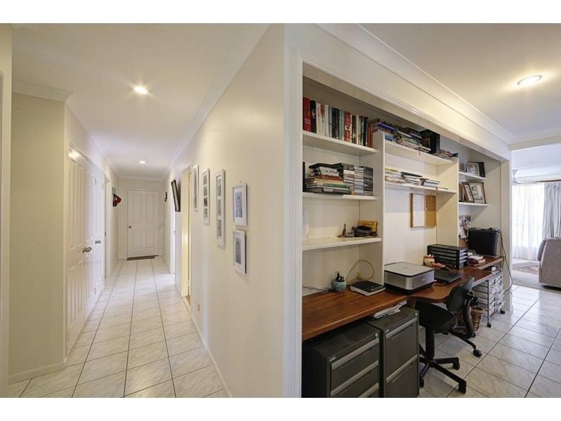 11 Andy Kemp Place, Bargara QLD 4670