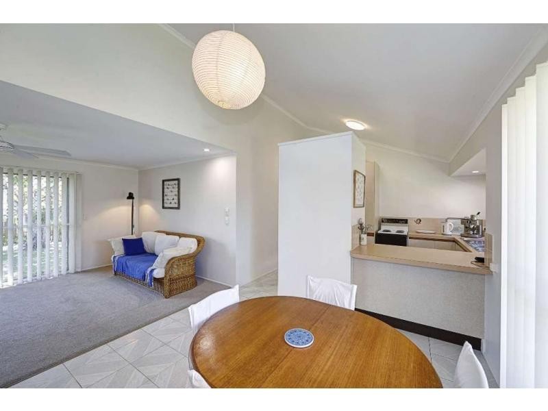 12 Natalie Street, Bargara QLD 4670