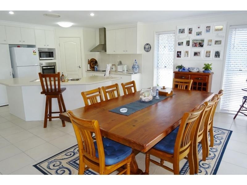 5 Whale Circuit, Bargara QLD 4670