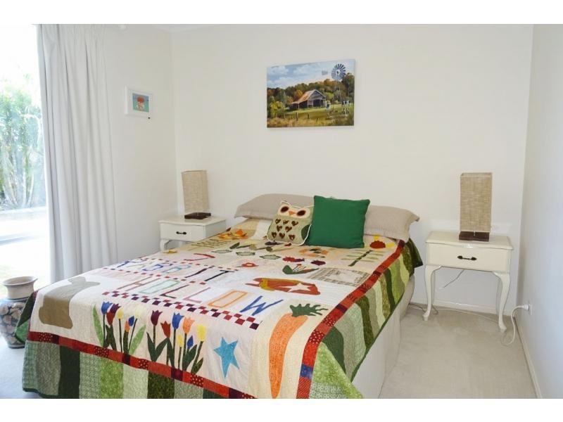 5 Whale Circuit, Bargara QLD 4670