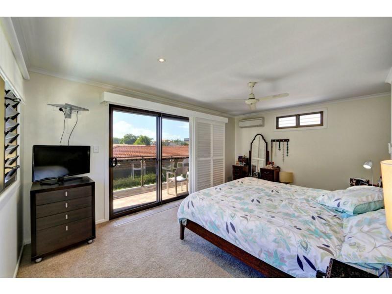 17 Fairway Drive, Bargara QLD 4670