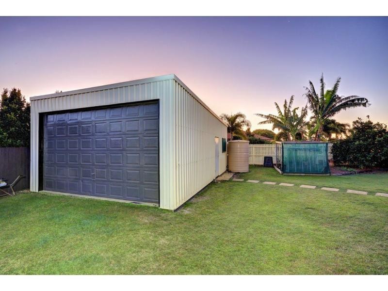 7 Davin Place, Coral Cove QLD 4670