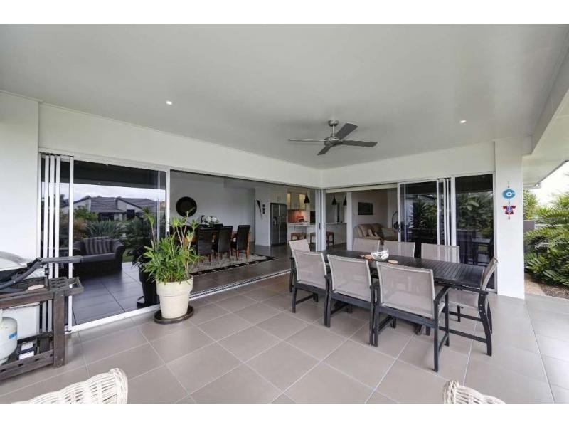 27 Breeze Drive, Bargara QLD 4670
