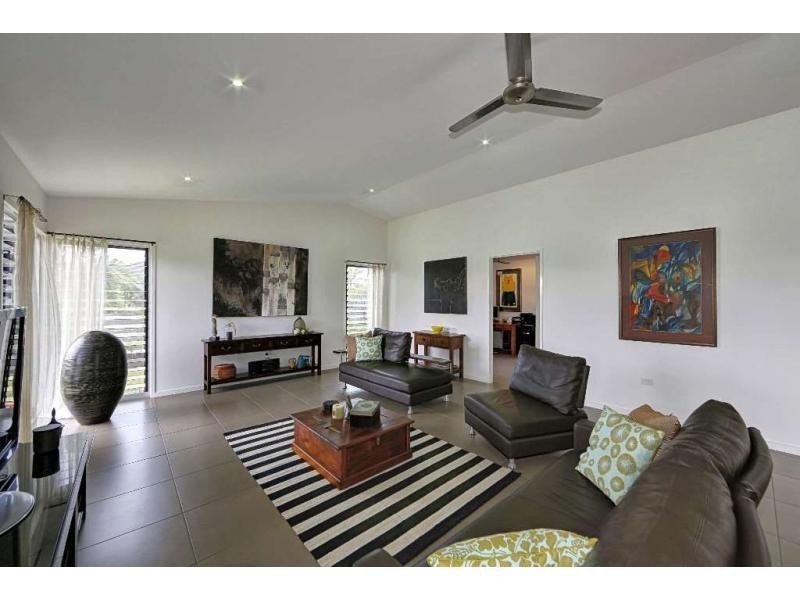 27 Breeze Drive, Bargara QLD 4670