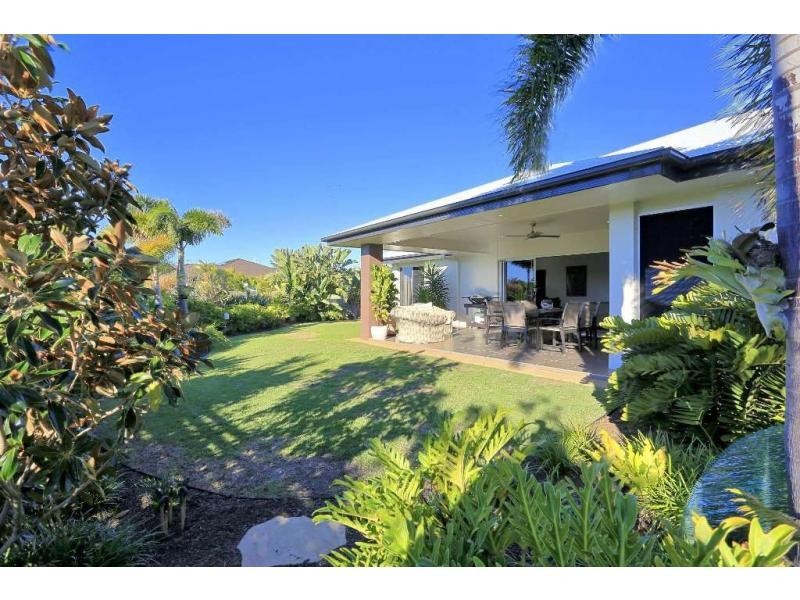 27 Breeze Drive, Bargara QLD 4670