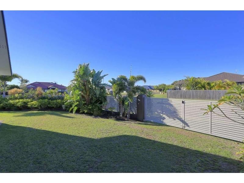 27 Breeze Drive, Bargara QLD 4670