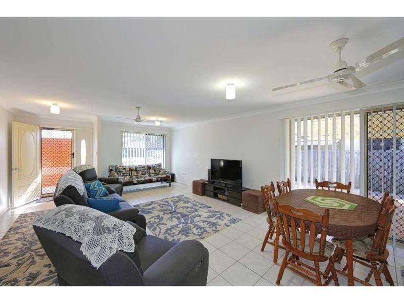 9 Brieschke Street, Elliott Heads QLD 4670