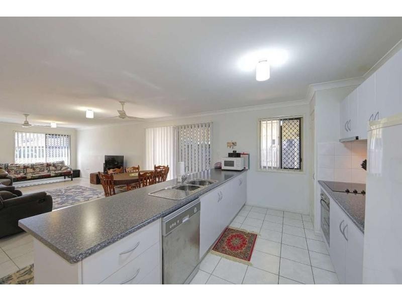 9 Brieschke Street, Elliott Heads QLD 4670
